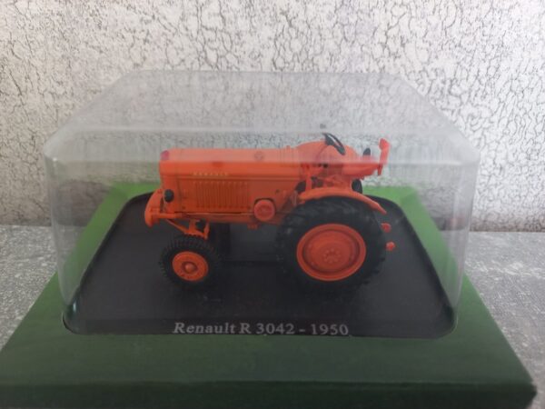 Hachette Renault R 3042 1950 1/43 комиссионный