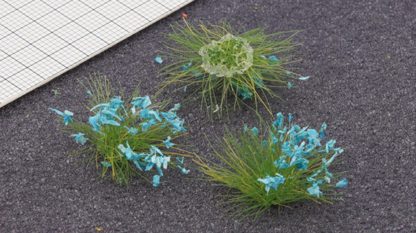 Кочки травы цветущие синие 12мм 30шт.